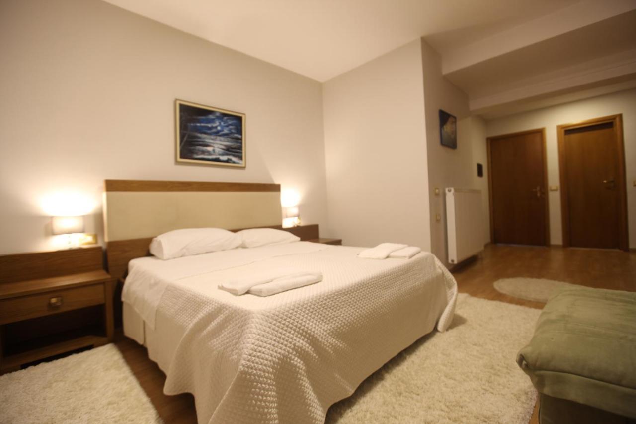Hotel Sofo Dukat エクステリア 写真