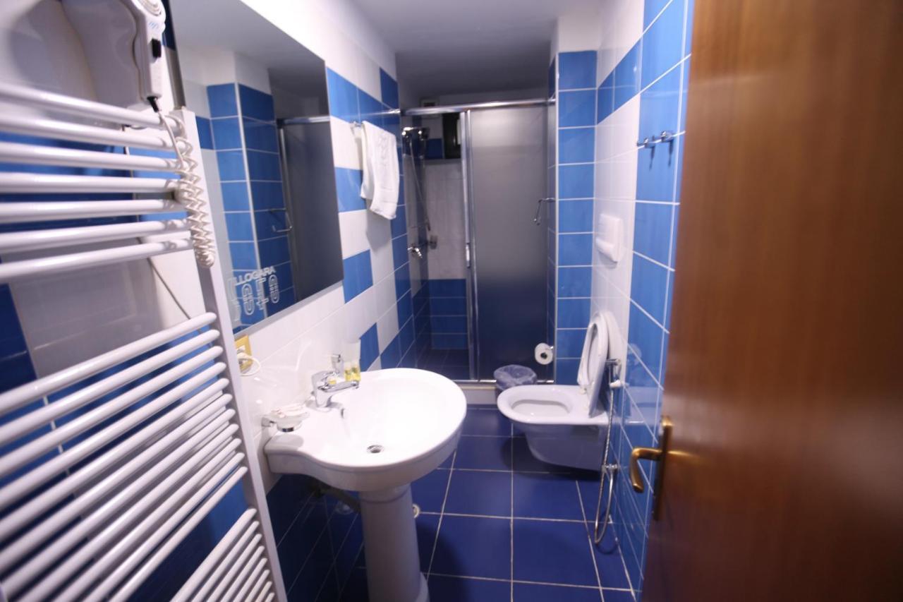 Hotel Sofo Dukat エクステリア 写真